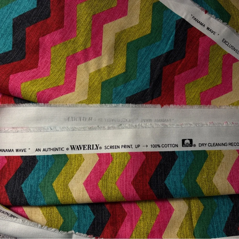 Waverly Medium Weight Fabric, Panama Wave Desert Flower Chevron Pattern - Picture 3 of 3